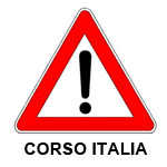 segnale di pericolo con sotto la scritta Corso Italia